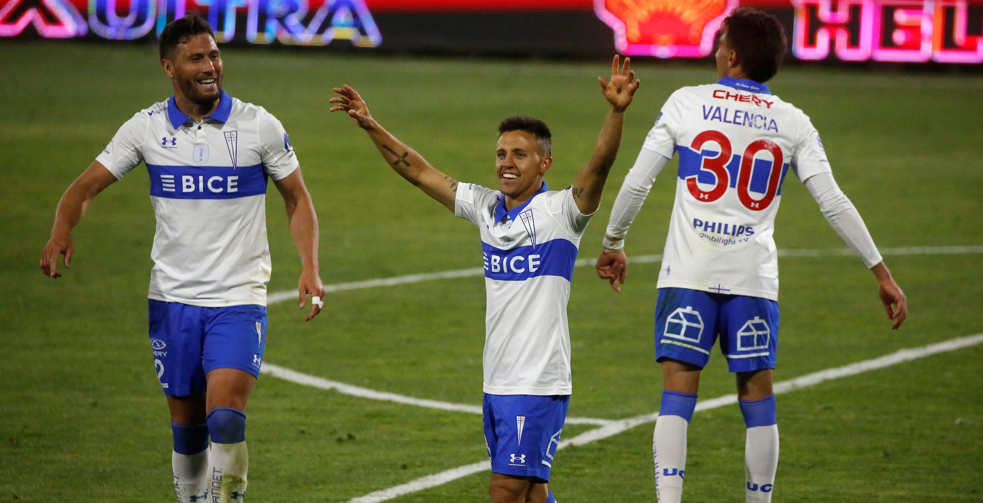 Diego Buonanotte desató la alegría en San Carlos al cerrar la goleada de la UC ante Melipilla