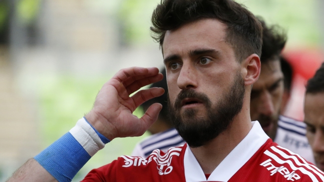 La U presentó ofertas de renovación a Arias y Larrivey, mientras analiza reemplazar a De Paul