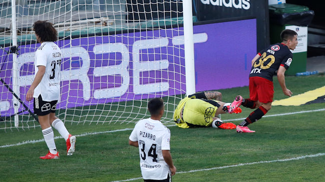 Matías Moya madrugó a la defensa de Colo Colo y puso en ventaja a Ñublense con un certero cabezazo