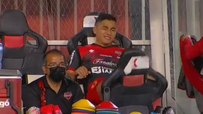 No le gustó para nada: Nicolás Guerra desató su furia tras ser reemplazado ante Colo Colo