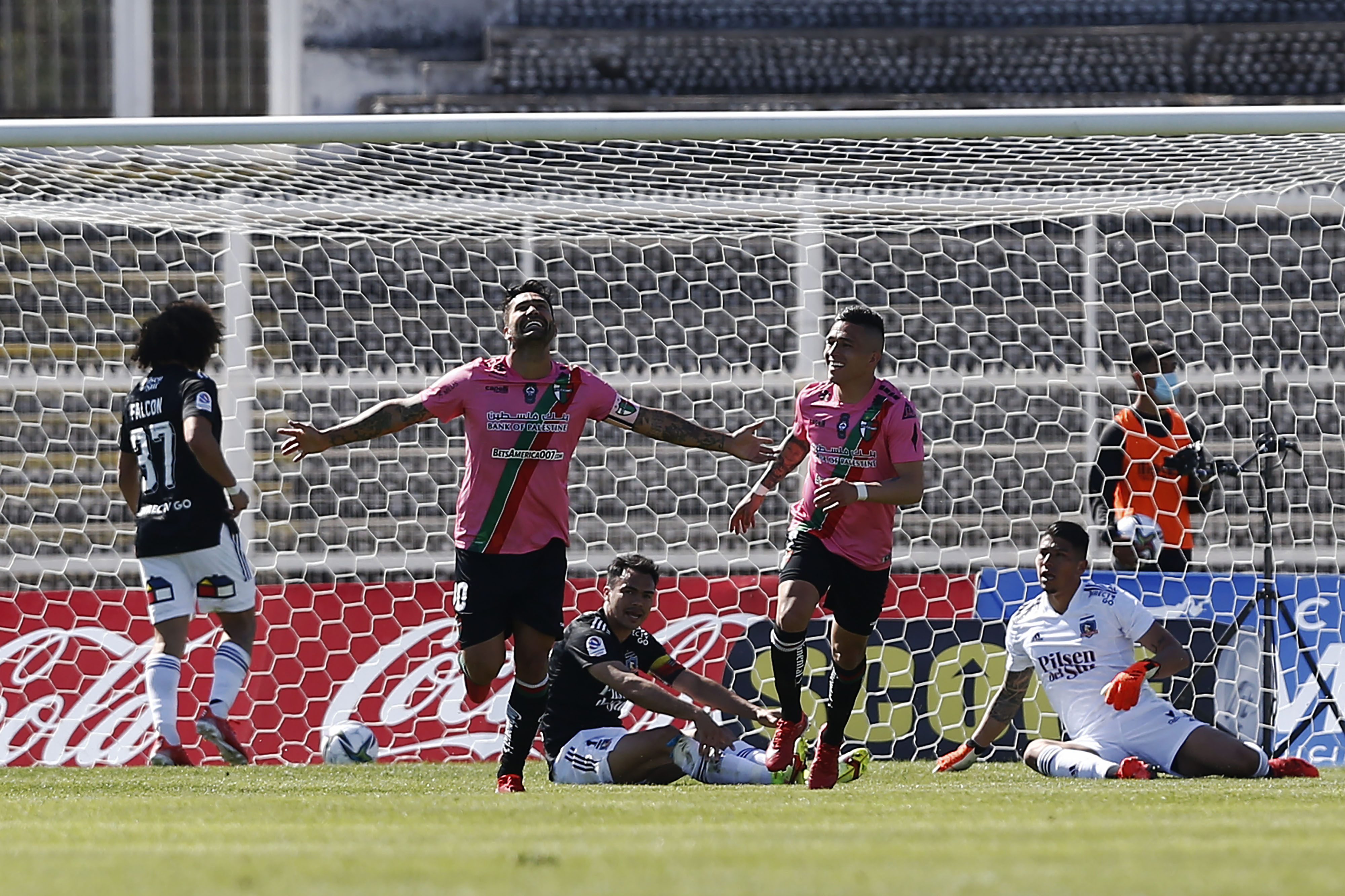 Luis Jiménez apareció en el área y logró el empate parcial de Palestino ante Colo Colo