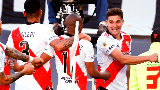 Julián Alvarez guió con golazos a River y terminó con invicto de Boca en el Monumental