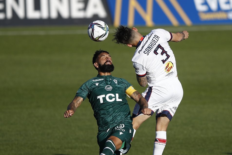 S. Wanderers aguantó el empate ante Melipilla pese a sufrir dos expulsiones