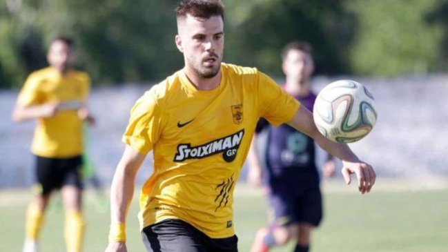 Futbolista griego fue encontrado muerto en su automóvil