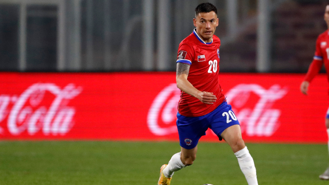 Martín Lasarte: Charles Aránguiz llegó mejor de lo que esperábamos, si está bien va a jugar