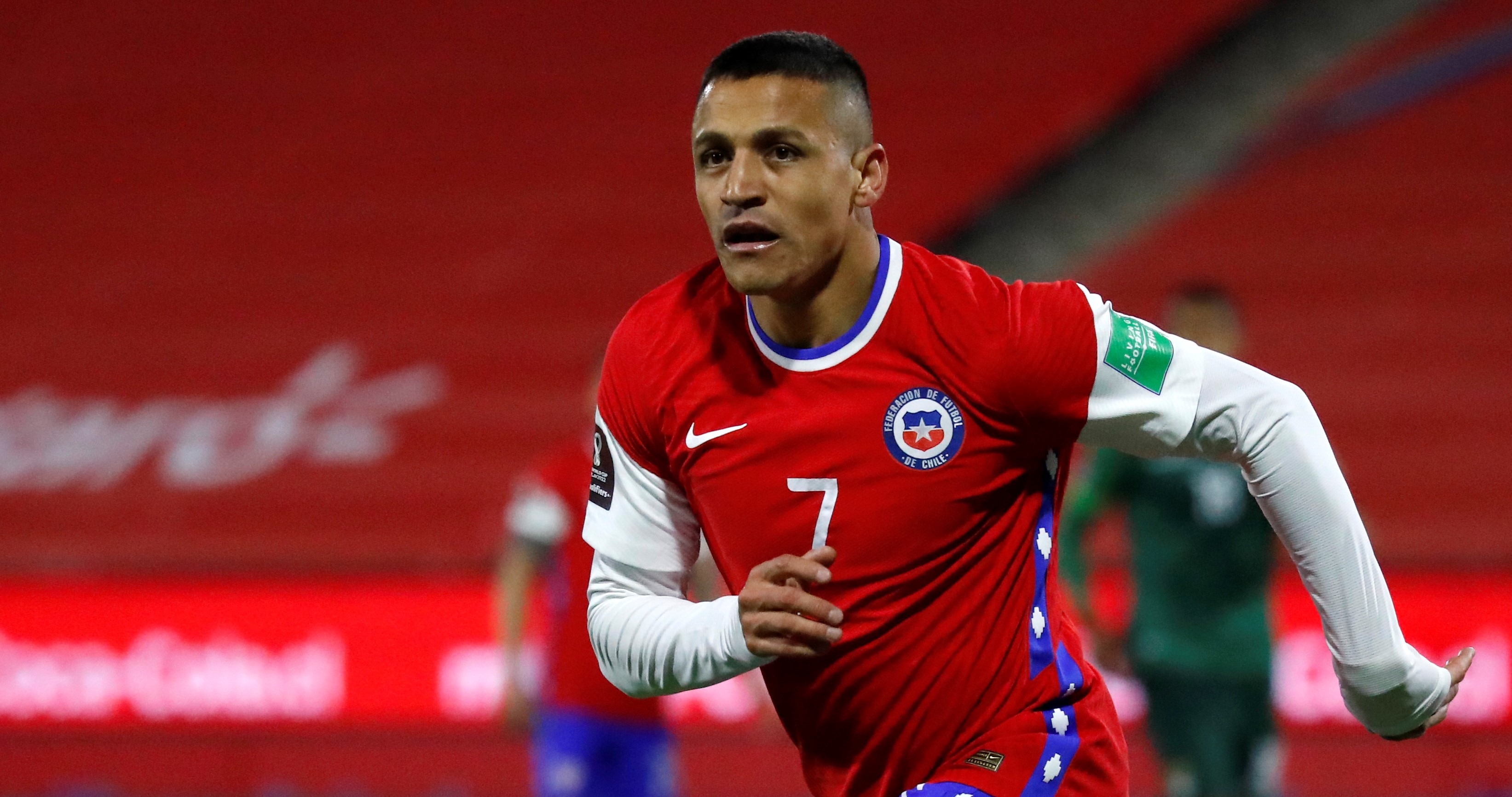 ¿Delantero o enganche? Martín Lasarte explicó el rol que tendrá Alexis Sánchez ante Perú