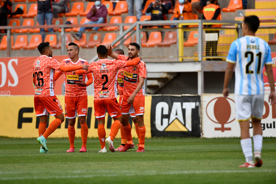 Cobreloa cortó ante Magallanes su mala racha en la Primera B  y se ilusiona con evitar el descenso