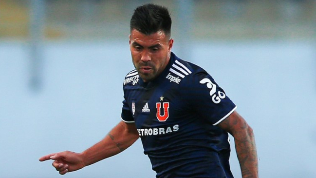 “Ya es una falta de respeto”: Las ácidas críticas que hicieron tendencia a Gonzalo Espinoza