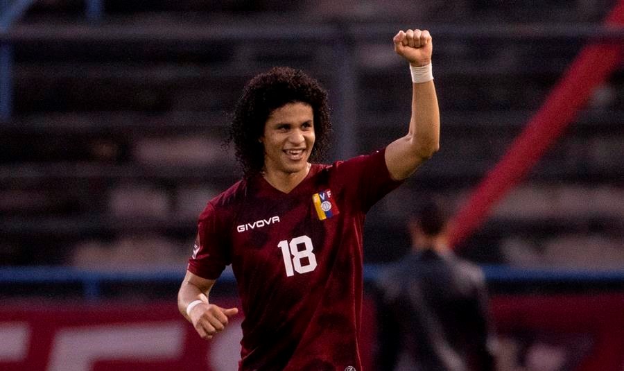 Eduard Bello tras su gol ante Ecuador: Fue una alegría enorme, qué lindo retribuir el apoyo de la gente