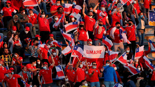 Medel agradeció a los hinchas por llevar bombos ante Paraguay: El equipo tuvo una linda noche