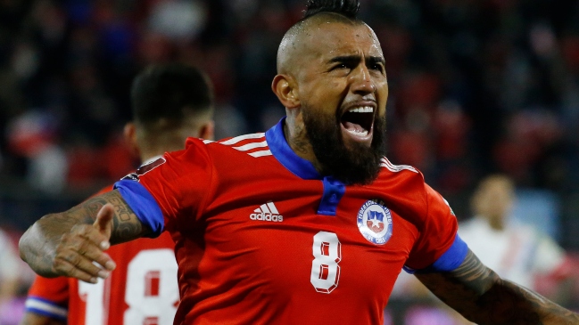 El festejo de Arturo Vidal tras el triunfo de la Roja ante Paraguay: “A seguir soñando carajo”