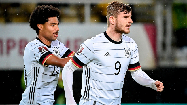 Timo Werner comandó con un doblete la victoria que selló los boletos de Alemania a Qatar 2022