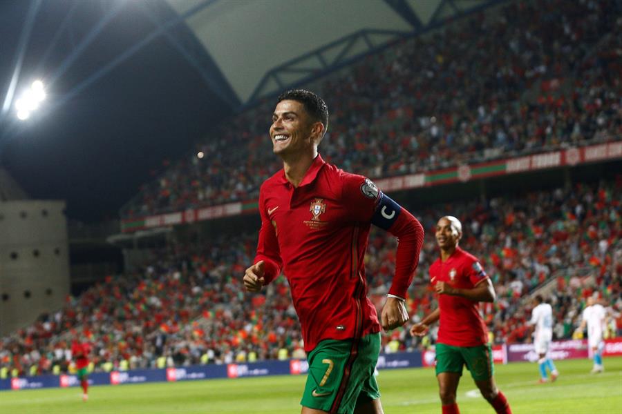 Portugal se acercó al Mundial gracias a un hat-trick de Cristiano Ronaldo ante Luxemburgo