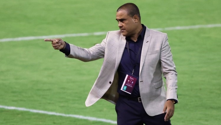 Leo González, DT de Venezuela: No podemos venir a encerrarnos ante Chile