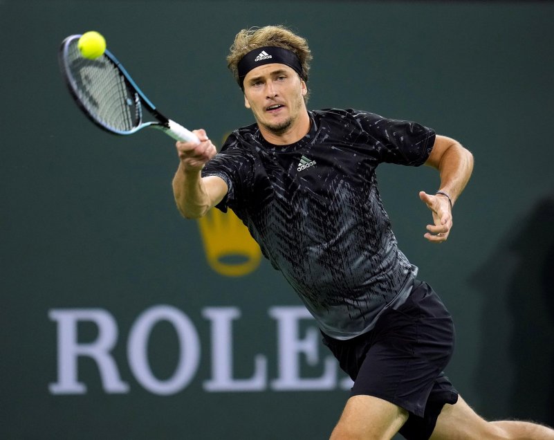 Stefanos Tsitsipas y Alexander Zverev se instalaron en los cuartos de final de Indian Wells
