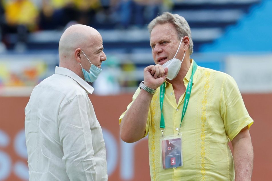 Gianni Infantino presenció el empate de Colombia y Ecuador en el Metropolitano de Barranquilla