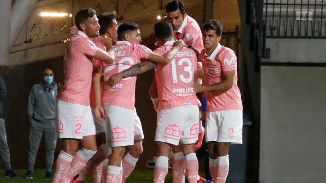 Universidad Católica quiere seguir con su racha de triunfos ante un golpeado Cobresal