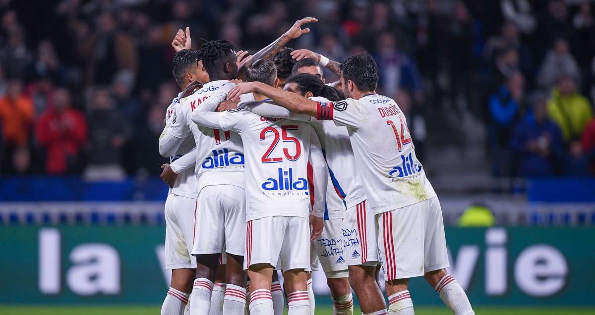 Guillermo Maripán vio desde la banca la caída de AS Mónaco ante Olympique de Lyon