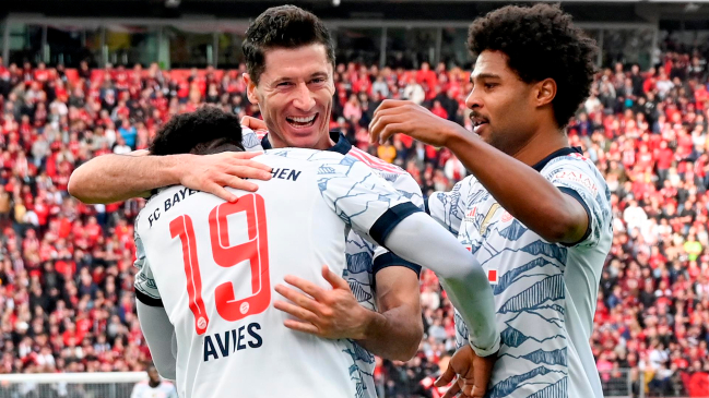 Bayern Munich apabulló a Bayer Leverkusen y tomó el liderato exclusivo de la Bundesliga