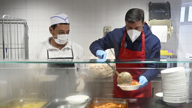 Javier Zanetti participó en una noble causa de Inter y regaló comida