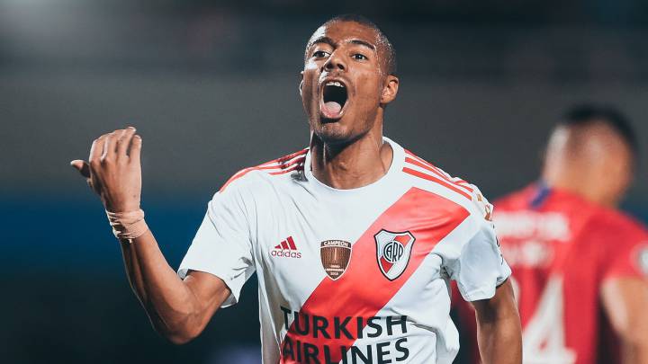 Malas noticias en River Plate y alarma en Uruguay: Nicolás de la Cruz sufrió una trombosis