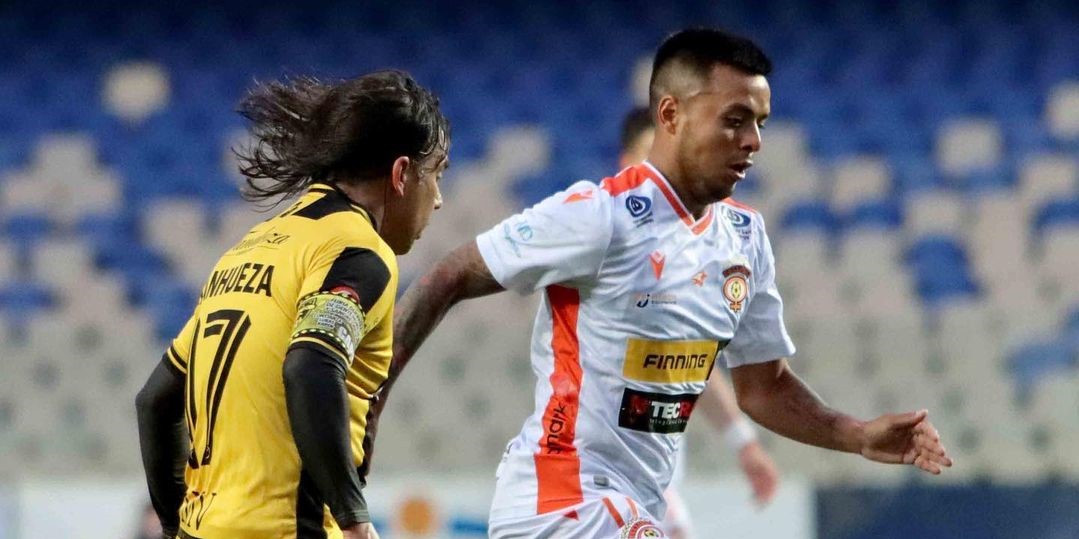 Cobreloa sigue en la cornisa de la Primera B tras perder con Fernández Vial