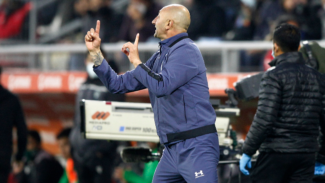 Cristian Paulucci logró el mejor arranque de un técnico en la historia de Universidad Católica