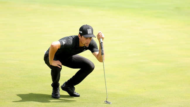 Joaquín Niemann tuvo impecable inicio en Japón