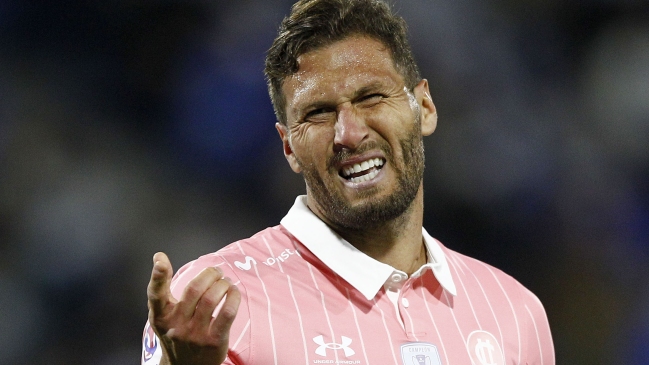 Marcelo Barticciotto: Lanaro comete un error al dejar la pierna arriba, pero para mí no era expulsión