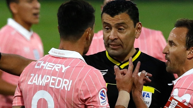 Roberto Tobar y jugada de Zampedri: Vimos las imágenes y asumimos el error