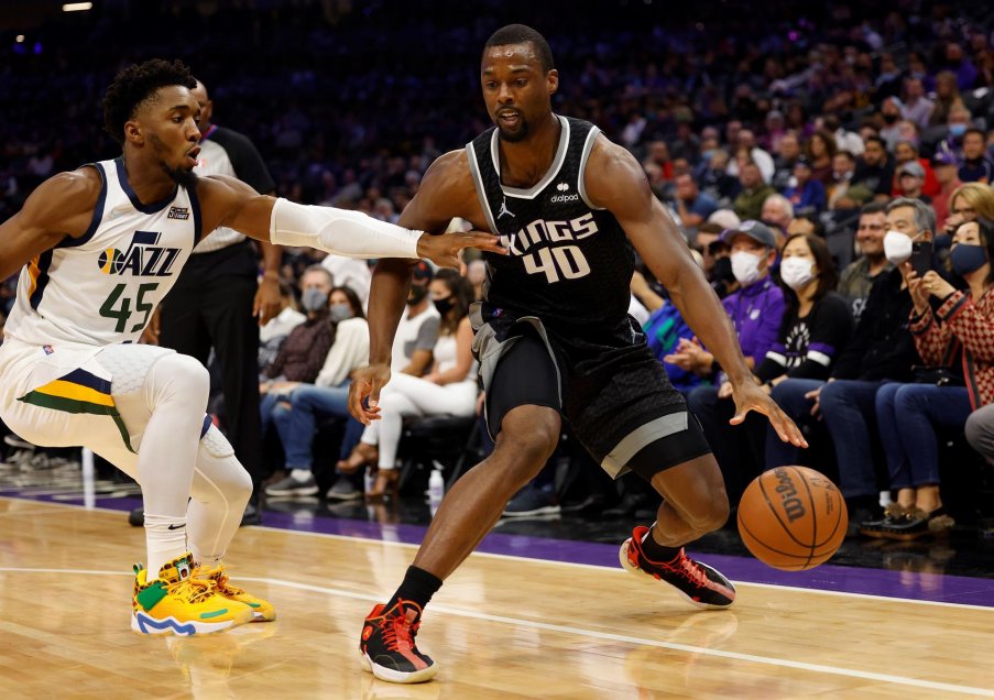 Utah Jazz venció a domicilio a Sacramento y mantuvo su inicio ganador en la NBA