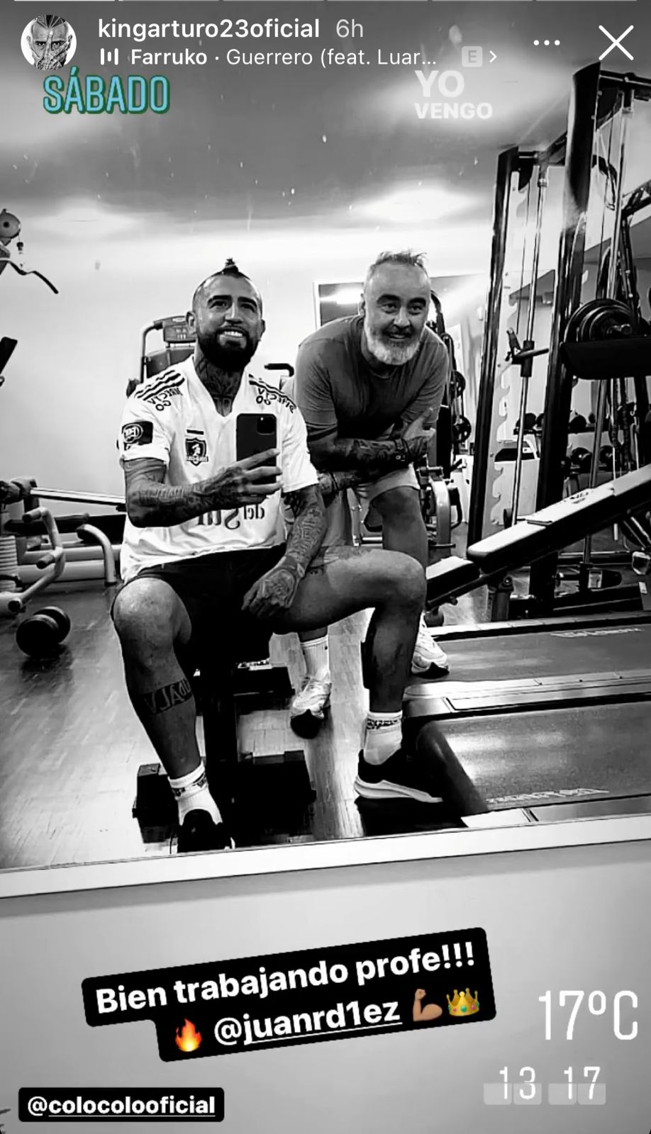 Arturo Vidal siguió atento el arengazo de Colo Colo en la previa del clásico con la UC