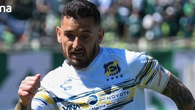 Everton rescató un punto en su visita a Ñublense y se afirmó en puestos de copas internacionales