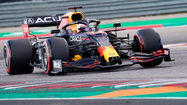 Verstappen le ganó la “primera batalla” a Hamilton y saldrá desde la pole en Estados Unidos