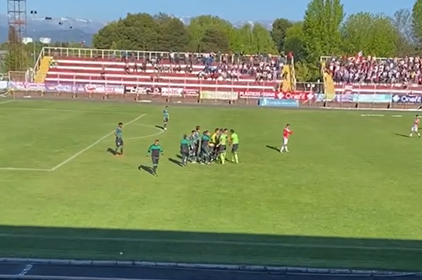 Pilmahue descendió a Tercera B y protagonizó incidentes con intervención de Carabineros