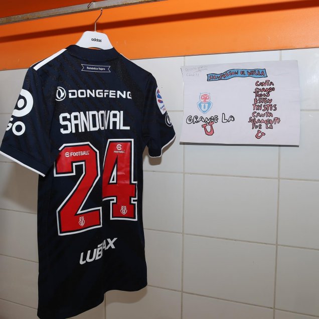 Niños quillotanos enviaron dibujos de apoyo al plantel de Universidad de Chile