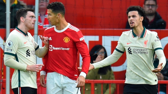 ¿Merecía la expulsión? Cristiano Ronaldo perdió la cabeza en caída de Manchester United