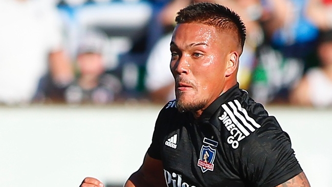 Javier Parraguez marcó un golazo y le dio a Colo Colo una vital victoria sobre la UC