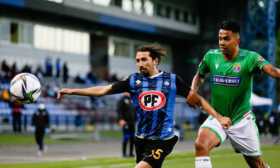 Huachipato empató con Audax Italiano y se enredó más en la zona de descenso directo