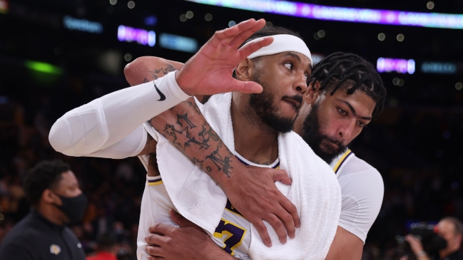 Los Lakers sumaron su primera victoria de la temporada con de la mano de Anthony