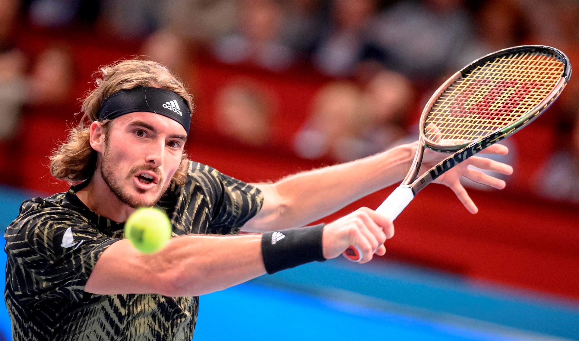 Stefanos Tsitsipas y Alexander Zverev avanzaron a octavos de final en el ATP de Viena