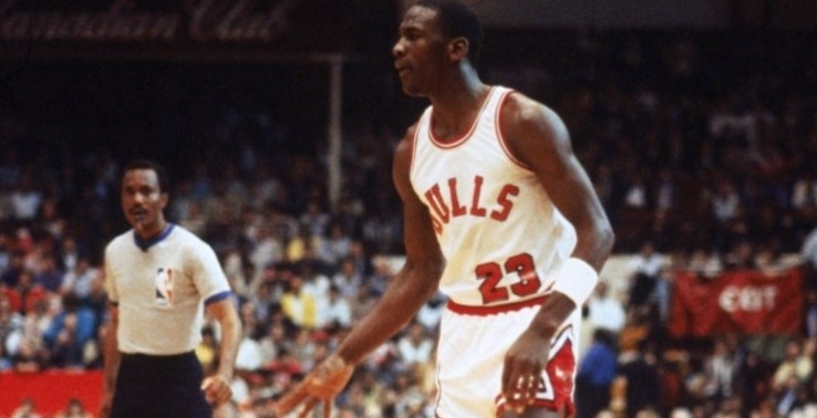 Se cumplieron 37 años del debut de Michael Jordan en la NBA