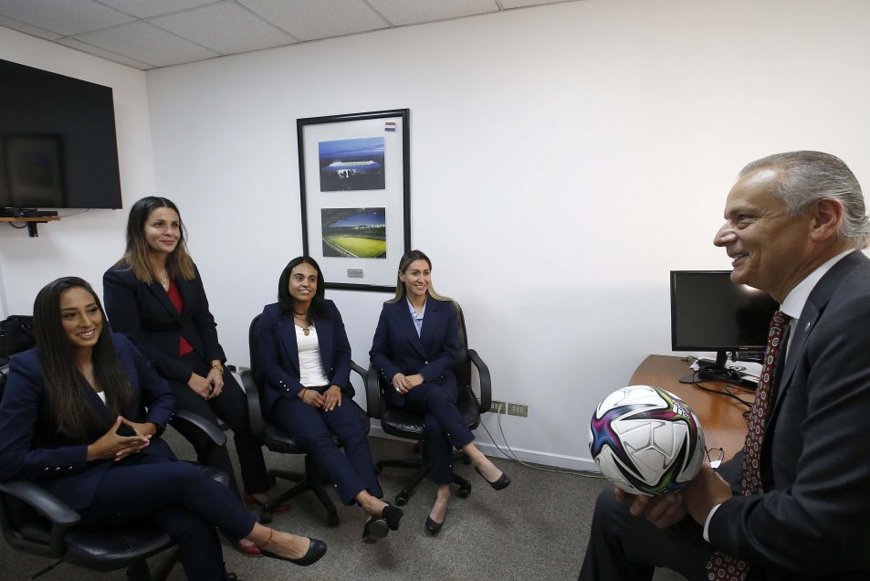Toloza, Carvajal y Nahuelcoy representarán al arbitraje chileno en la Libertadores Femenina