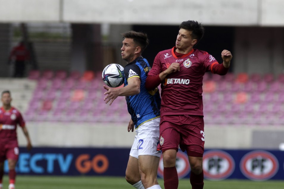 La Serena sigue sin poder despegar desde la medianía del torneo al igualar con Huachipato