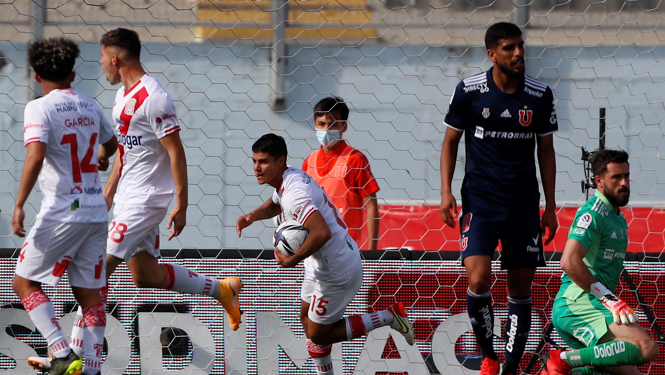 Curicó Unido reaccionó rápido ante U. de Chile y lo igualó con gol de Yerko Leiva