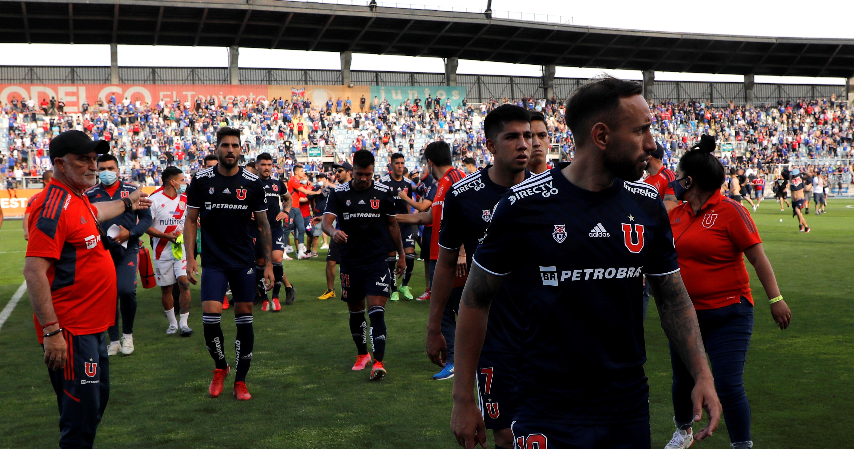 La U perdió con Curicó Unido y tuvo un desastre en Rancagua