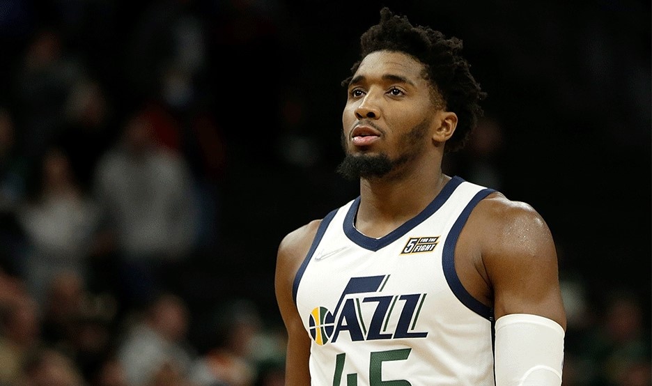 Donovan Mitchell lideró a Utah Jazz y le propinó a Milwaukee Bucks su tercera caída consecutiva