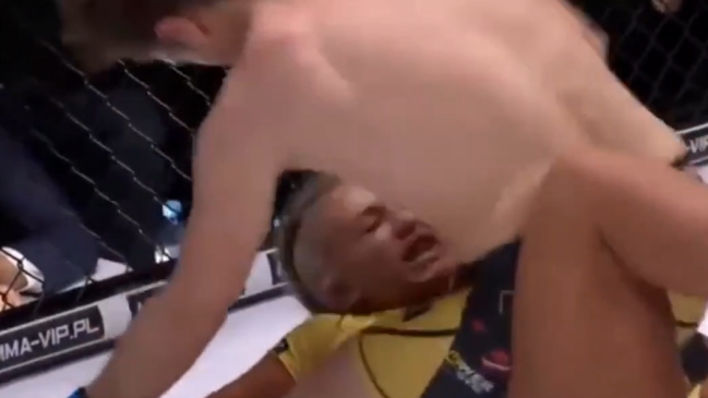 Hombre noqueó a una mujer en controvertida pelea de MMA