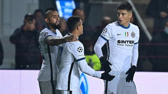 La felicidad de Vidal por el gol de Alexis: Es muy importante, le va a ayudar a él, a Inter y a la selección