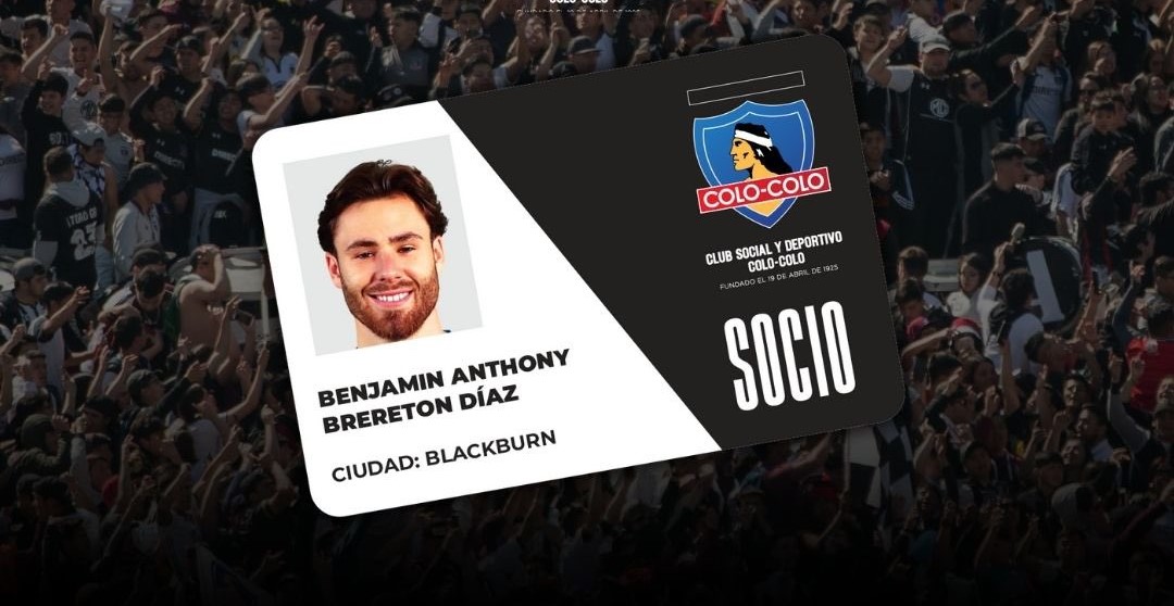 Colo Colo invitó a Ben Brereton a ser socio y le envió una camiseta de regalo